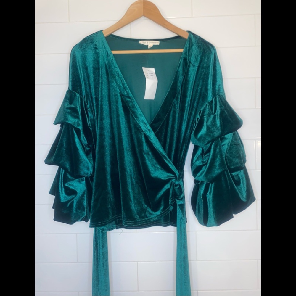 Hot & Delicious Emerald Green Velvet Wrap Blouse | NWT | Size L